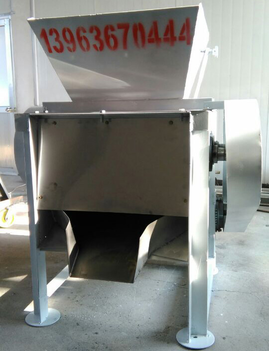 尿素破碎機(jī)